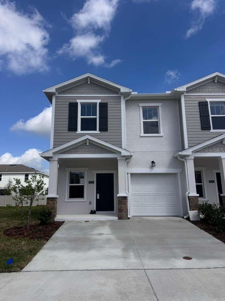 WESTVIEW POD A PH 3 - Residential Lease