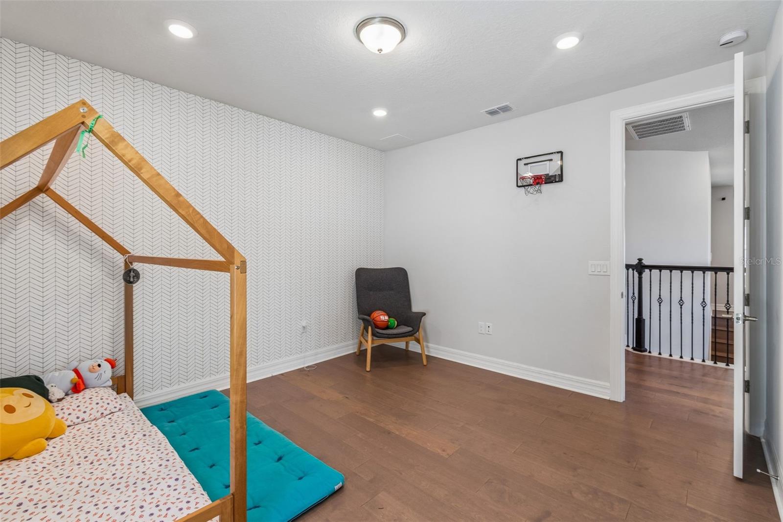 PHILLIPS GROVE TR J - Residential