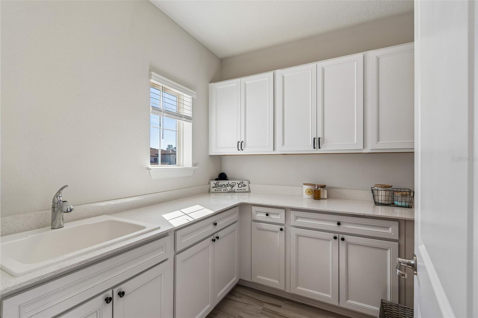 PHILLIPS GROVE TR J - Residential