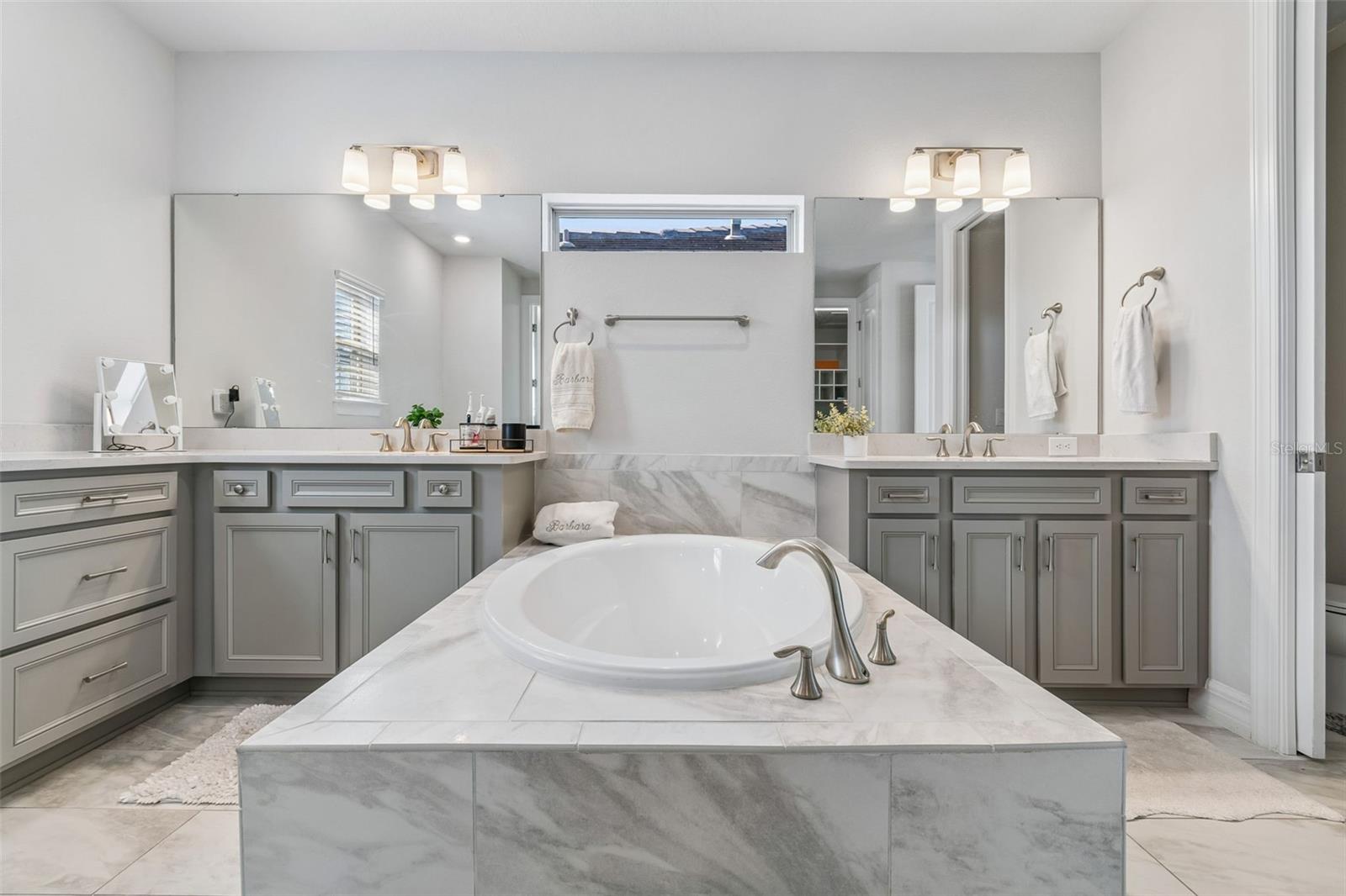 PHILLIPS GROVE TR J - Residential