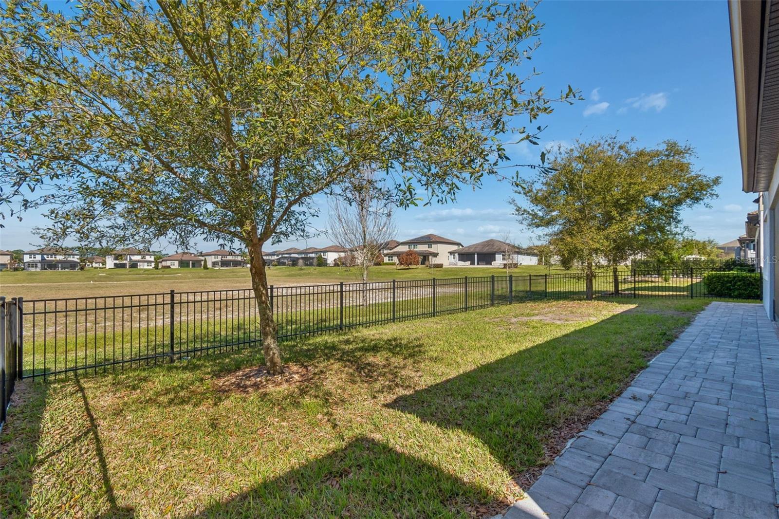 PHILLIPS GROVE TR J - Residential