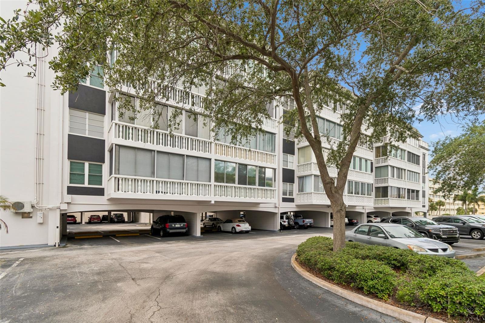139 BLUFF VIEW DRIVE 110