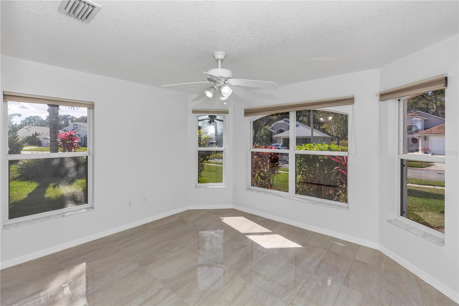 THE PALMS AT CYPRESS HEAD - Residential