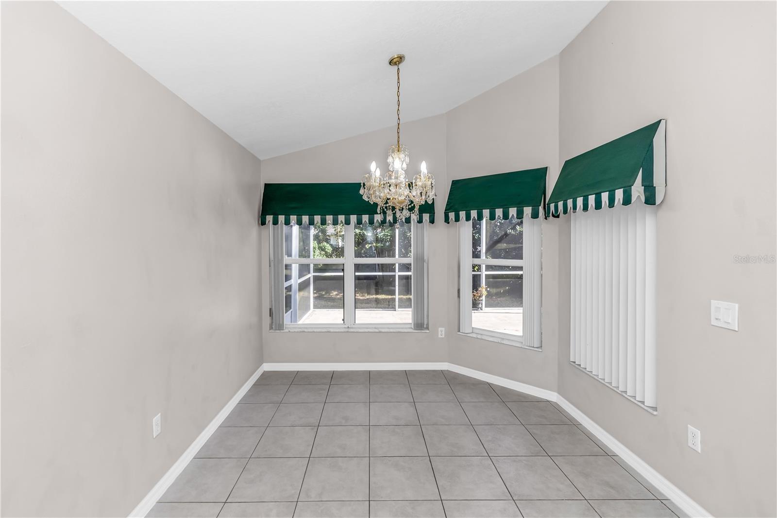 THE PALMS AT CYPRESS HEAD - Residential