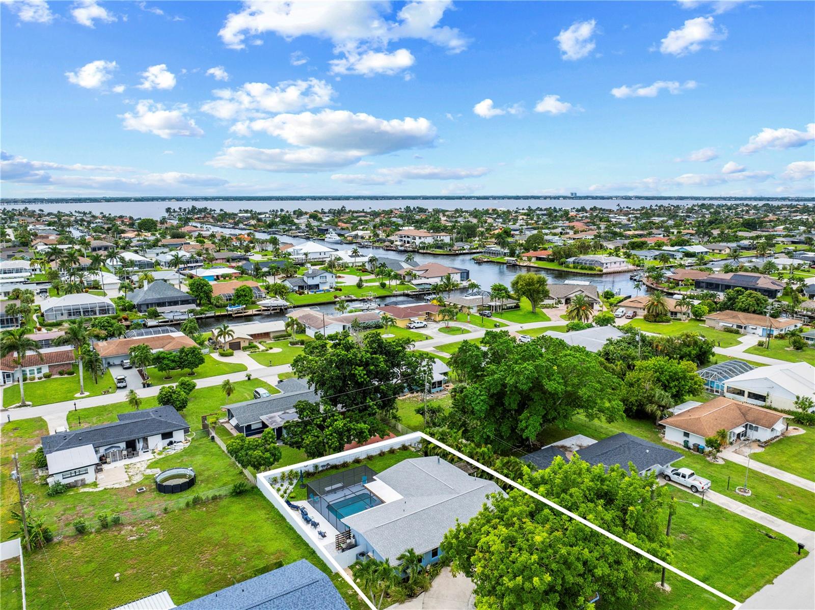 CAPE CORAL - Residential