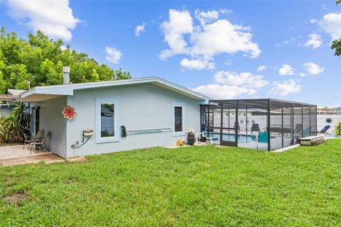 Photo of 2705 SE 18th Place, Cape Coral, FL 33904 (MLS # TB8434404)