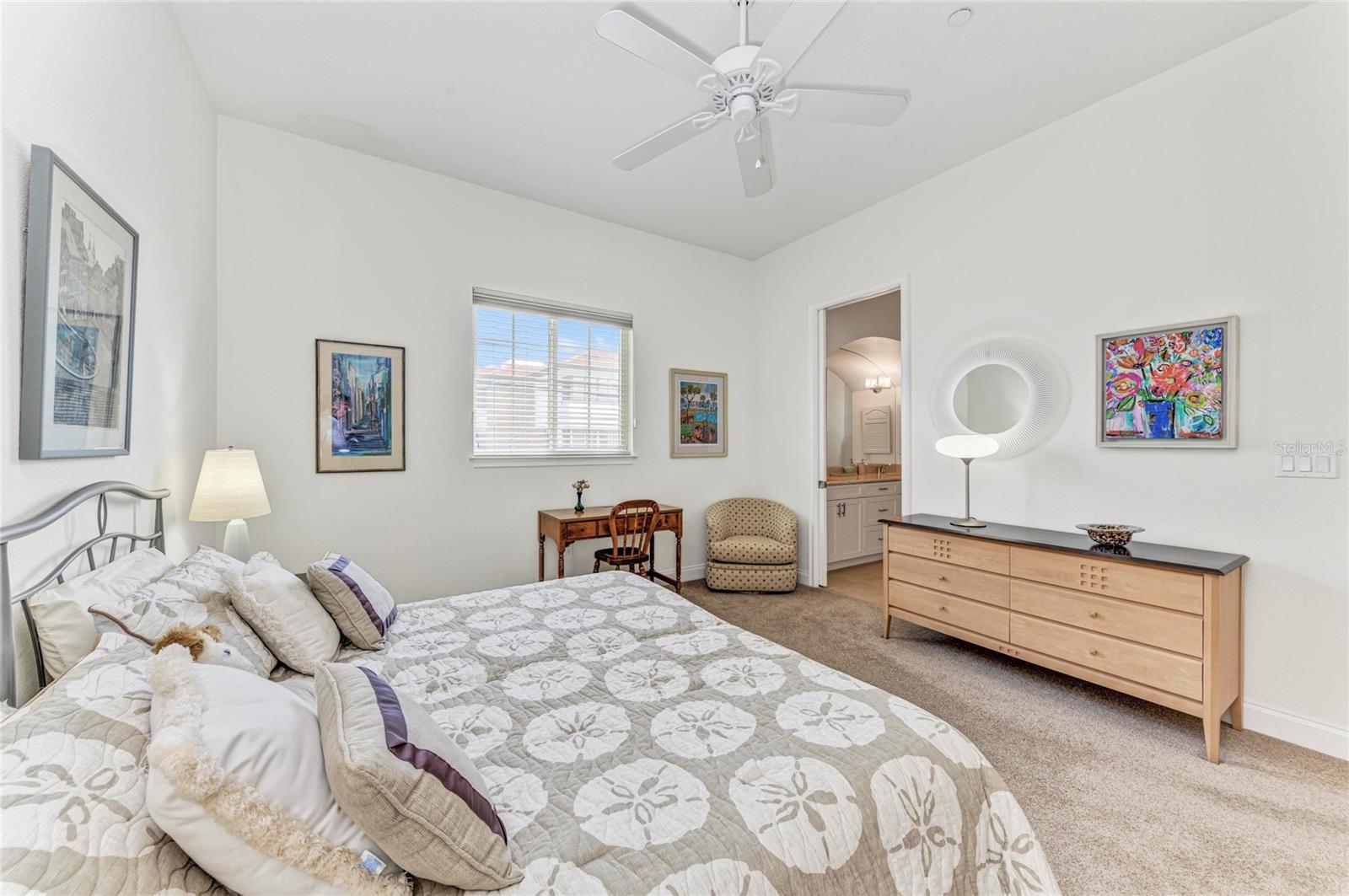 ISLAND COURT VENICE - Residential