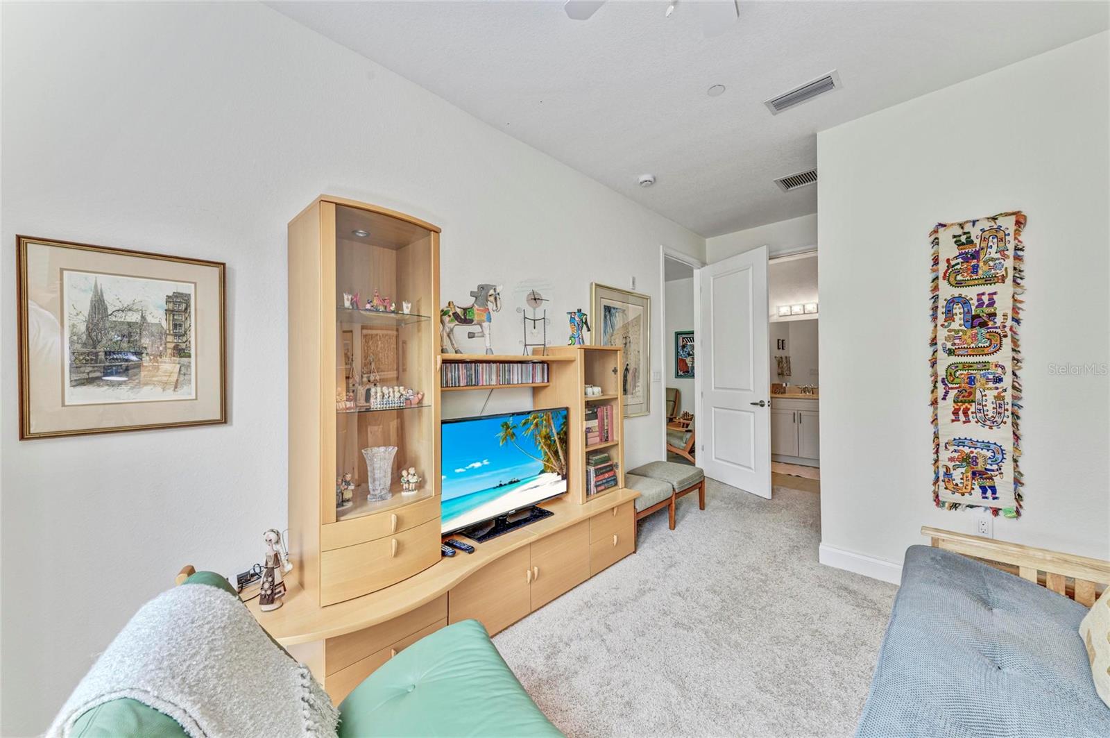 ISLAND COURT VENICE - Residential