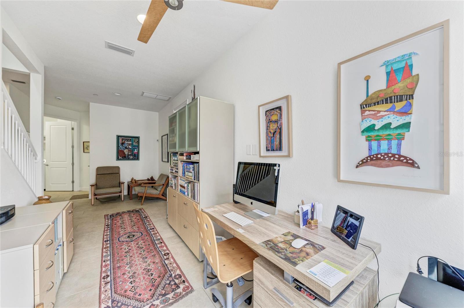 ISLAND COURT VENICE - Residential