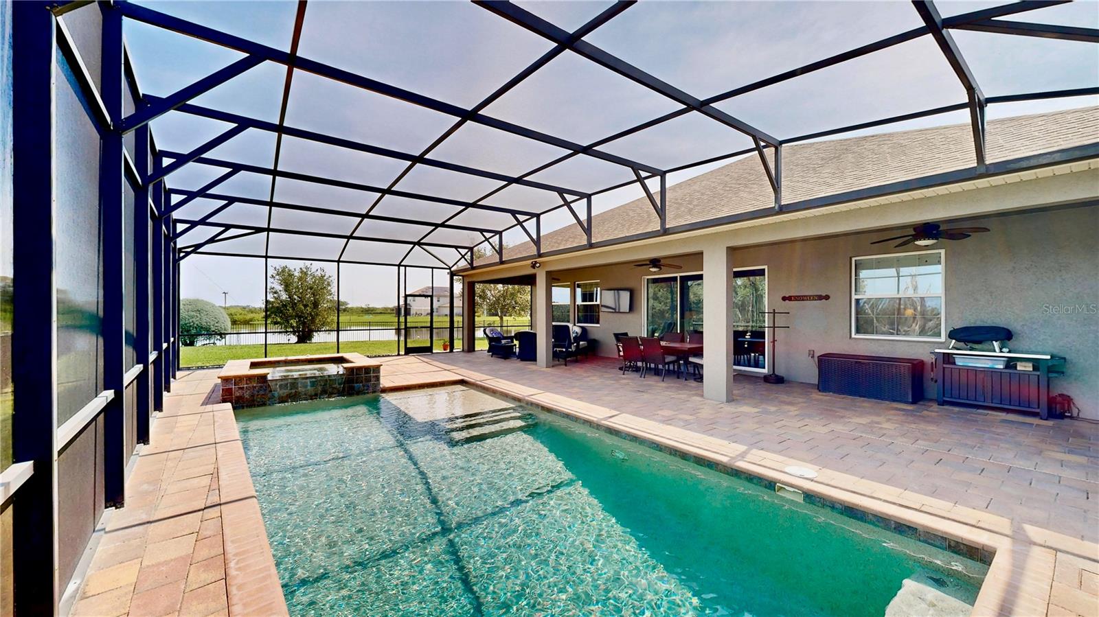 15510 LAKE BURNETT SHORE COURT