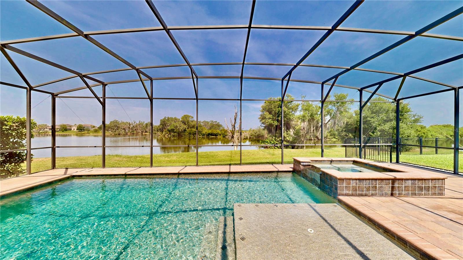 15510 LAKE BURNETT SHORE COURT