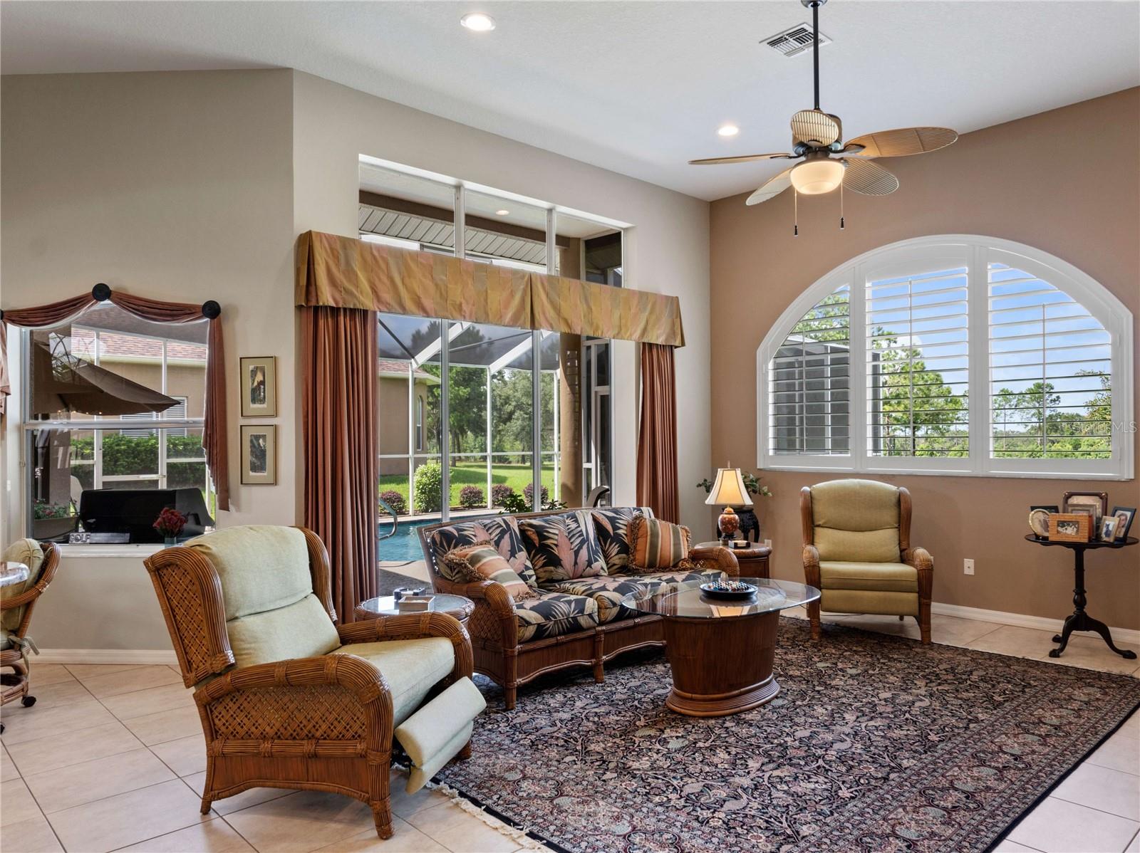 LAKE JOVITA GOLF AND COUNTRY CLUB - Residential