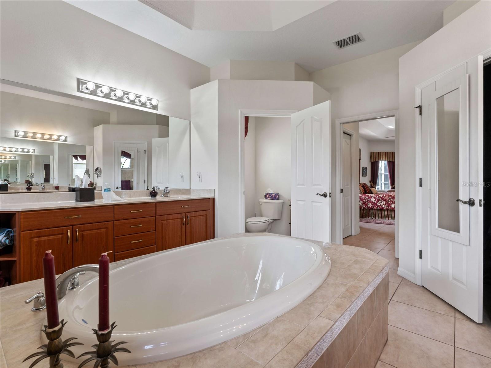 LAKE JOVITA GOLF AND COUNTRY CLUB - Residential