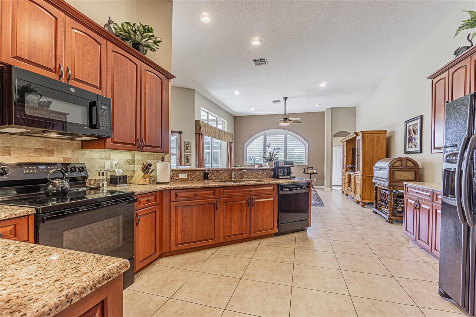 LAKE JOVITA GOLF AND COUNTRY CLUB - Residential