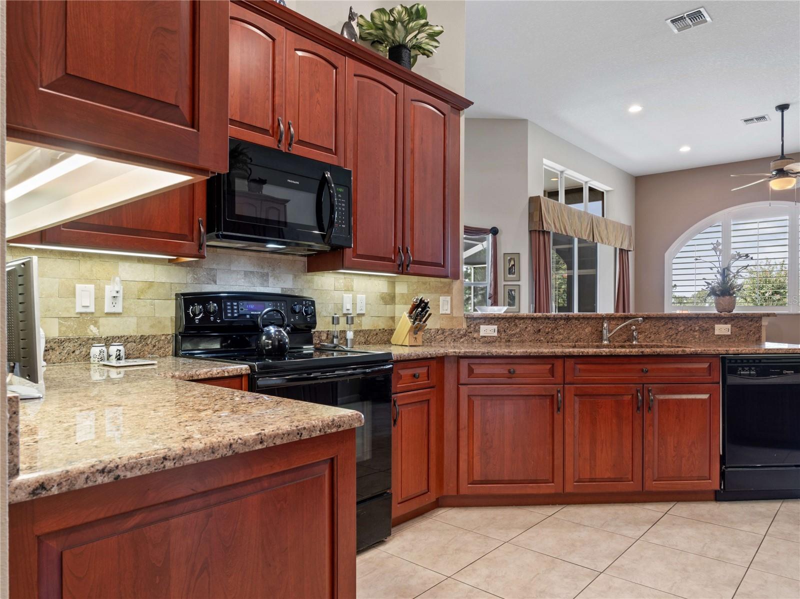 LAKE JOVITA GOLF AND COUNTRY CLUB - Residential