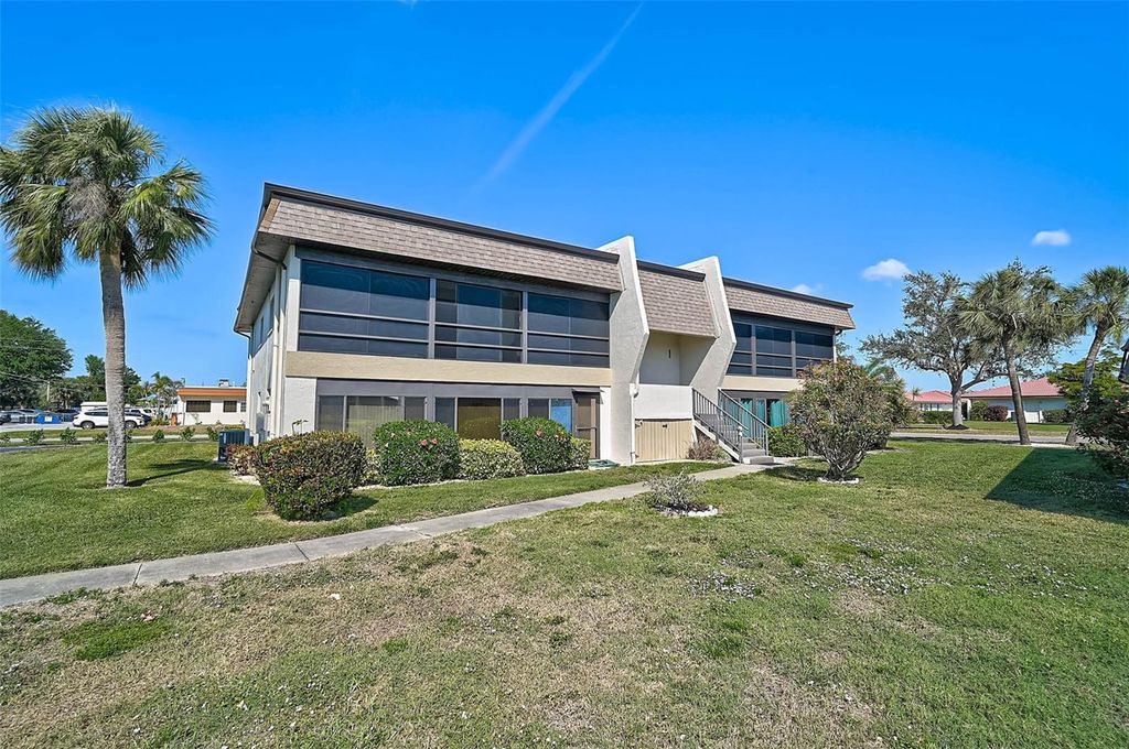 Photo of 1697 Northampton St #1699-D, Venice, FL 34293 (MLS # A4664384)