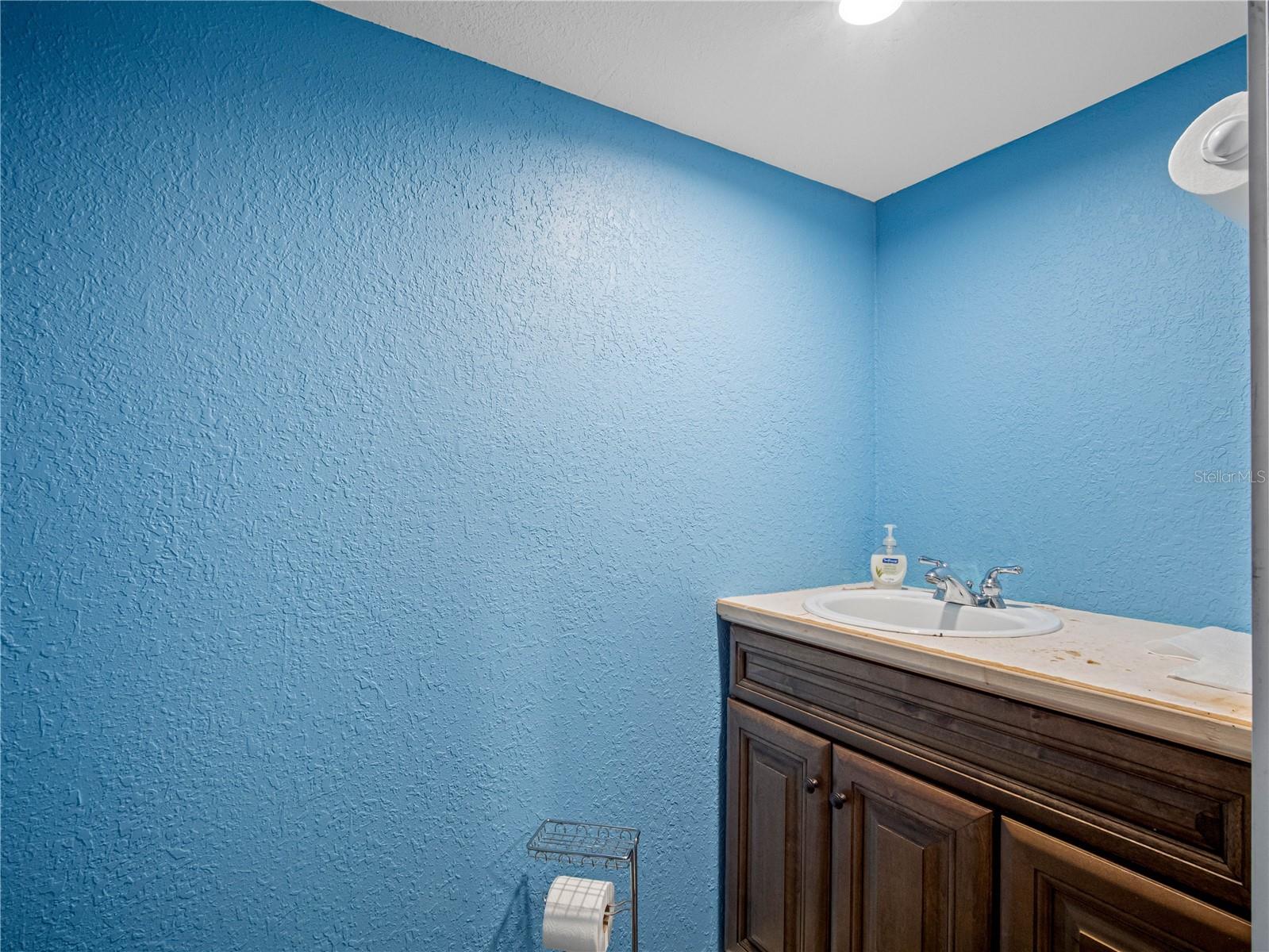 HIGHLAND ACRES - Commercial Sale