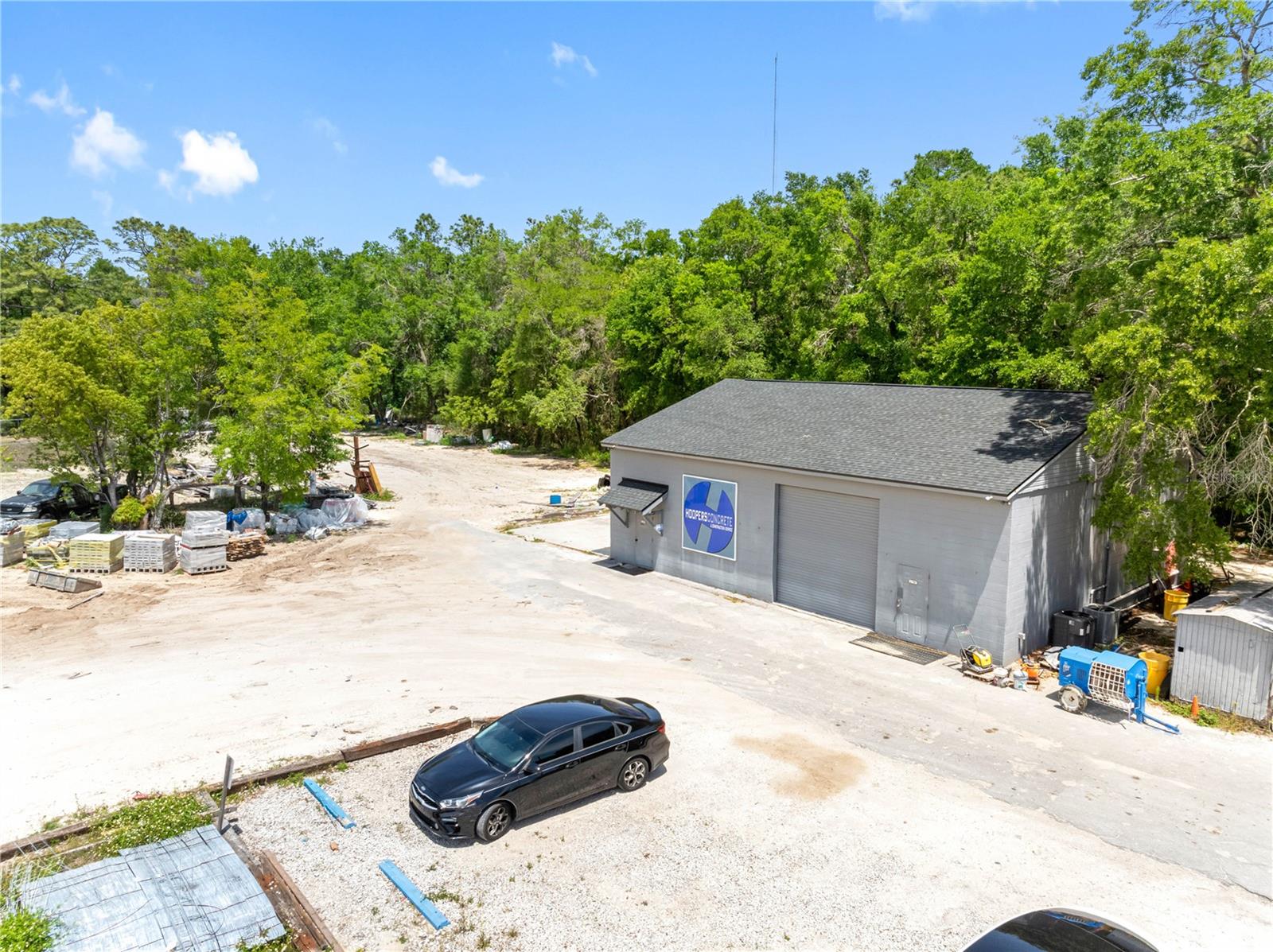 HIGHLAND ACRES - Commercial Sale