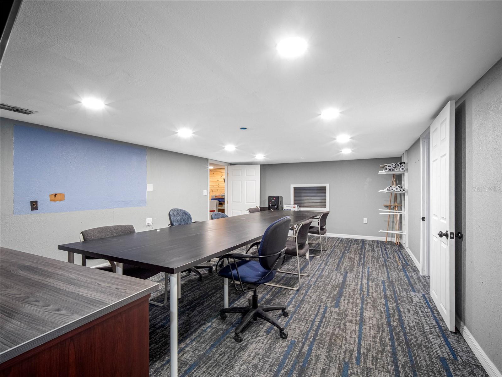 HIGHLAND ACRES - Commercial Sale