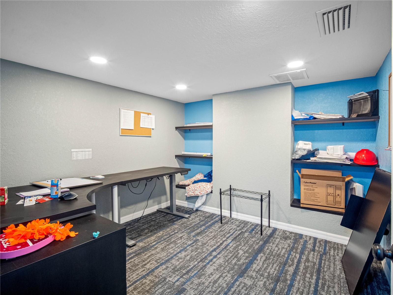 HIGHLAND ACRES - Commercial Sale