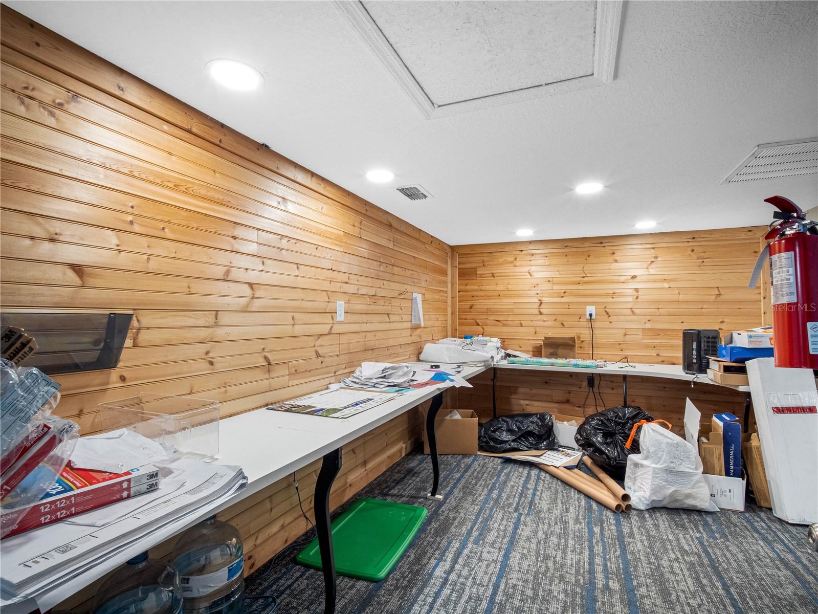 HIGHLAND ACRES - Commercial Sale