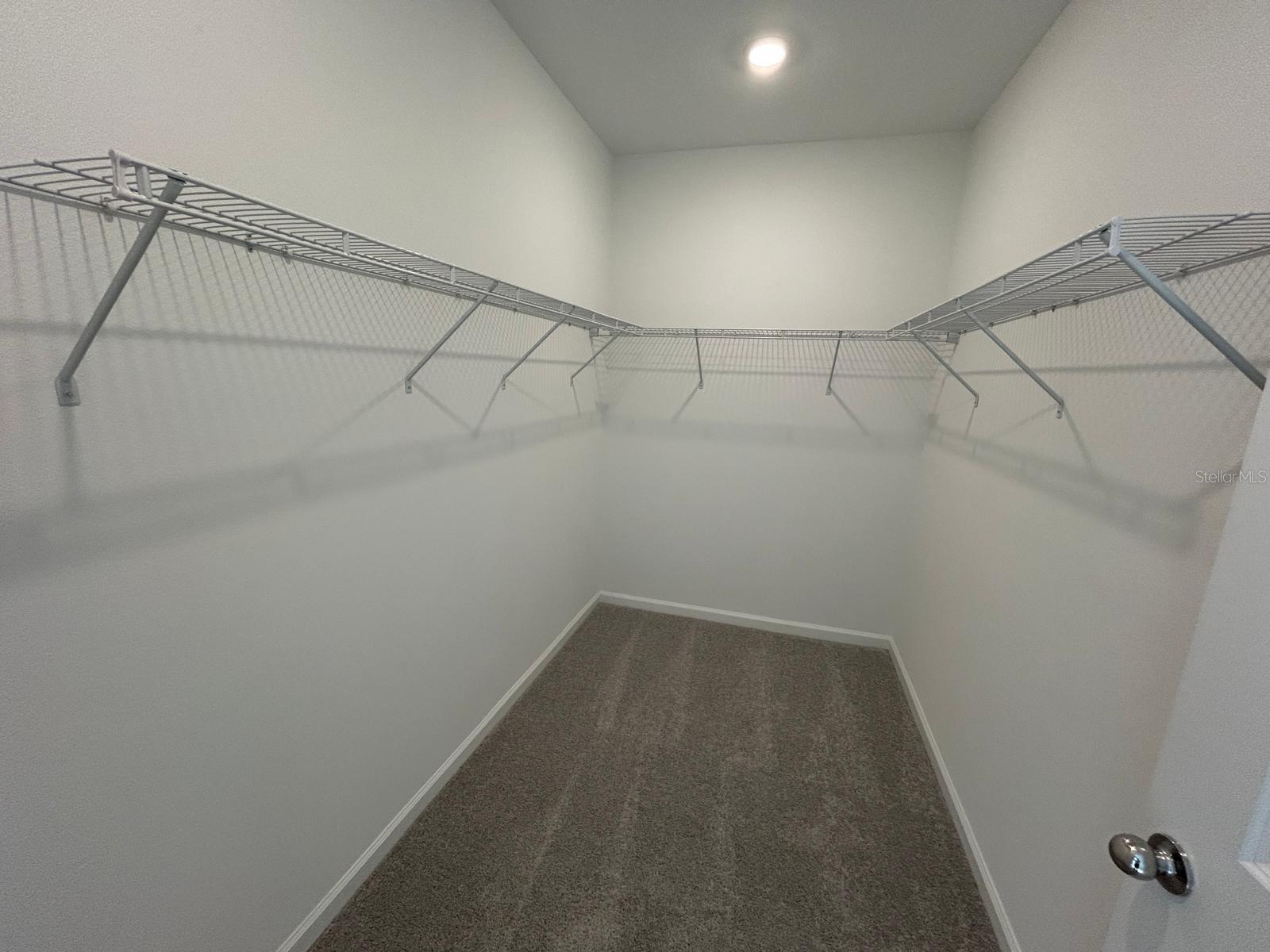 WELLNESS RIDGE 25 TH - Residential Lease