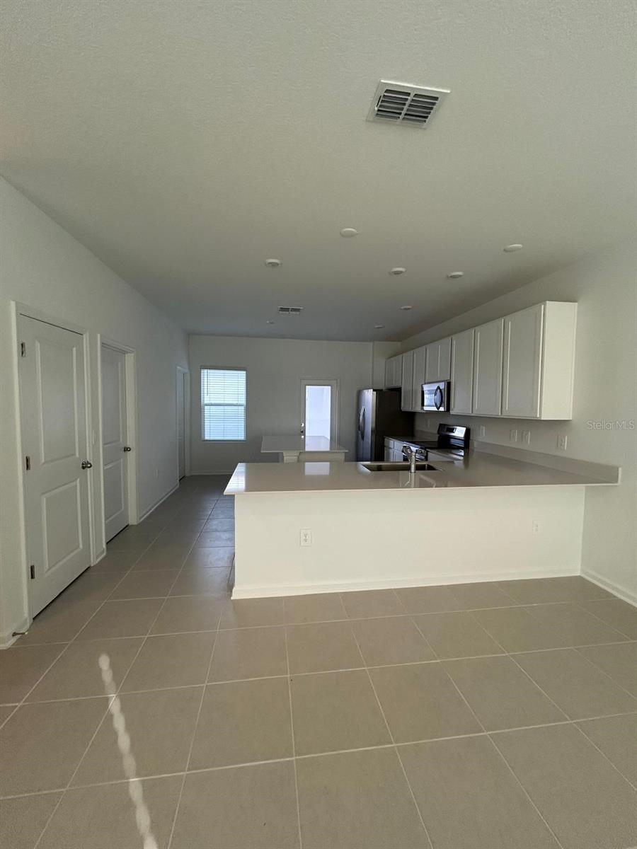 WELLNESS RIDGE 25 TH - Residential Lease