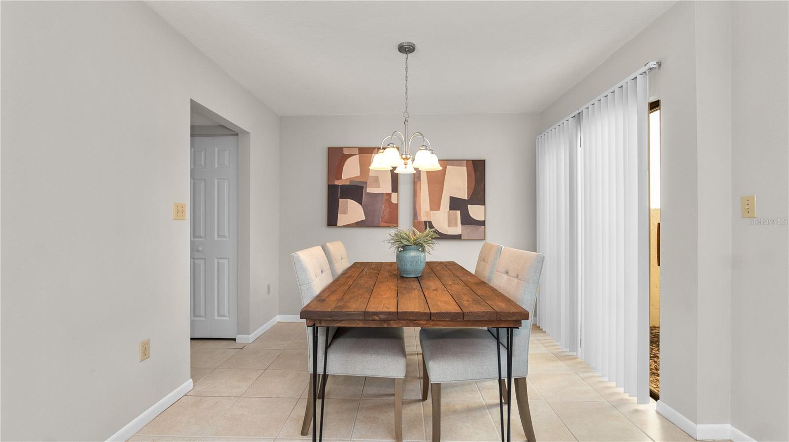 WILLOW POINT ESTATES - Residential