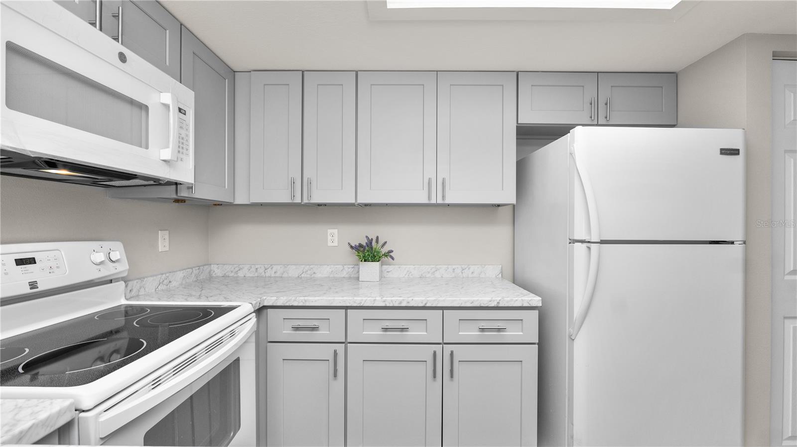 WILLOW POINT ESTATES - Residential