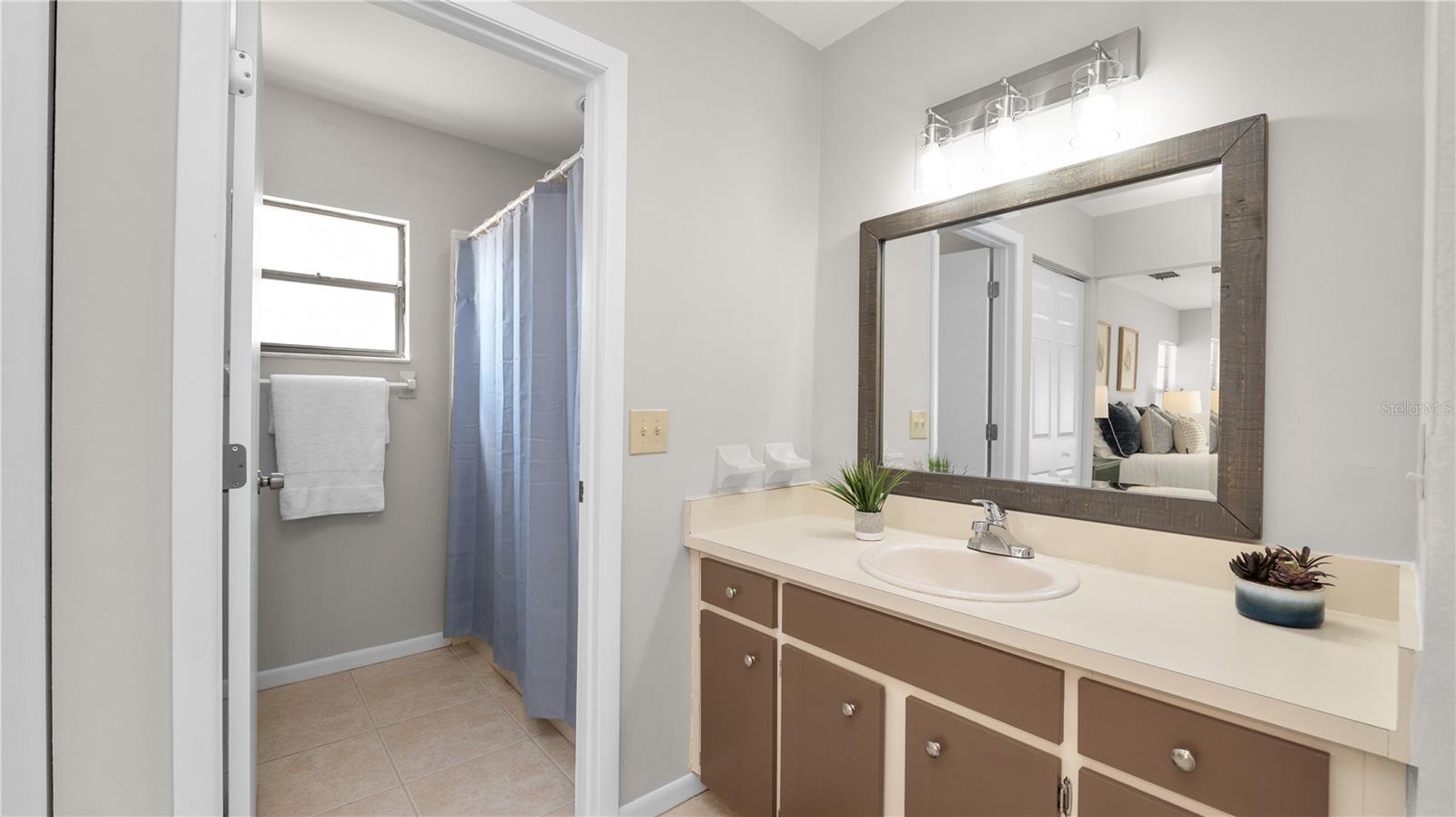 WILLOW POINT ESTATES - Residential