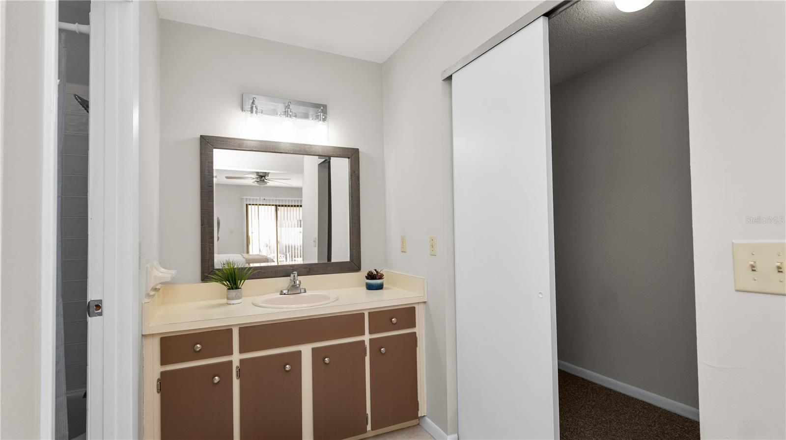 WILLOW POINT ESTATES - Residential