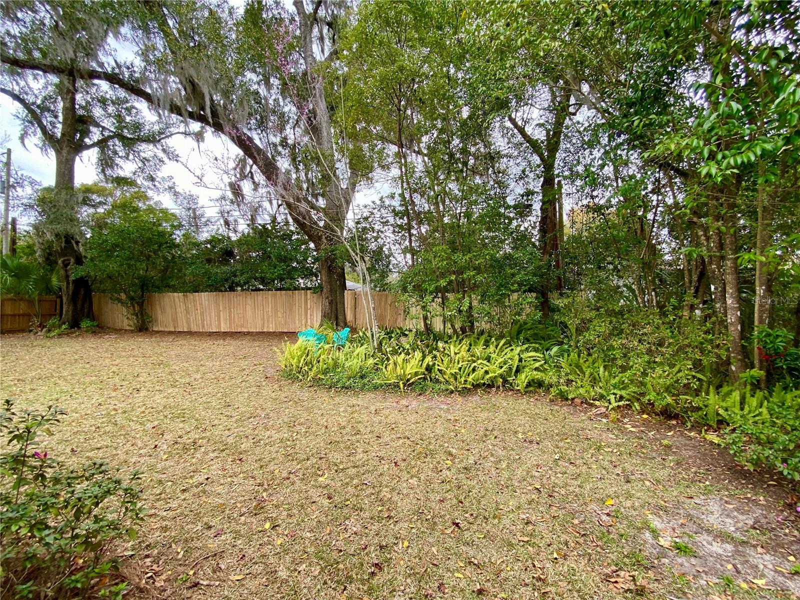 MURREY HILL COURT - Residential