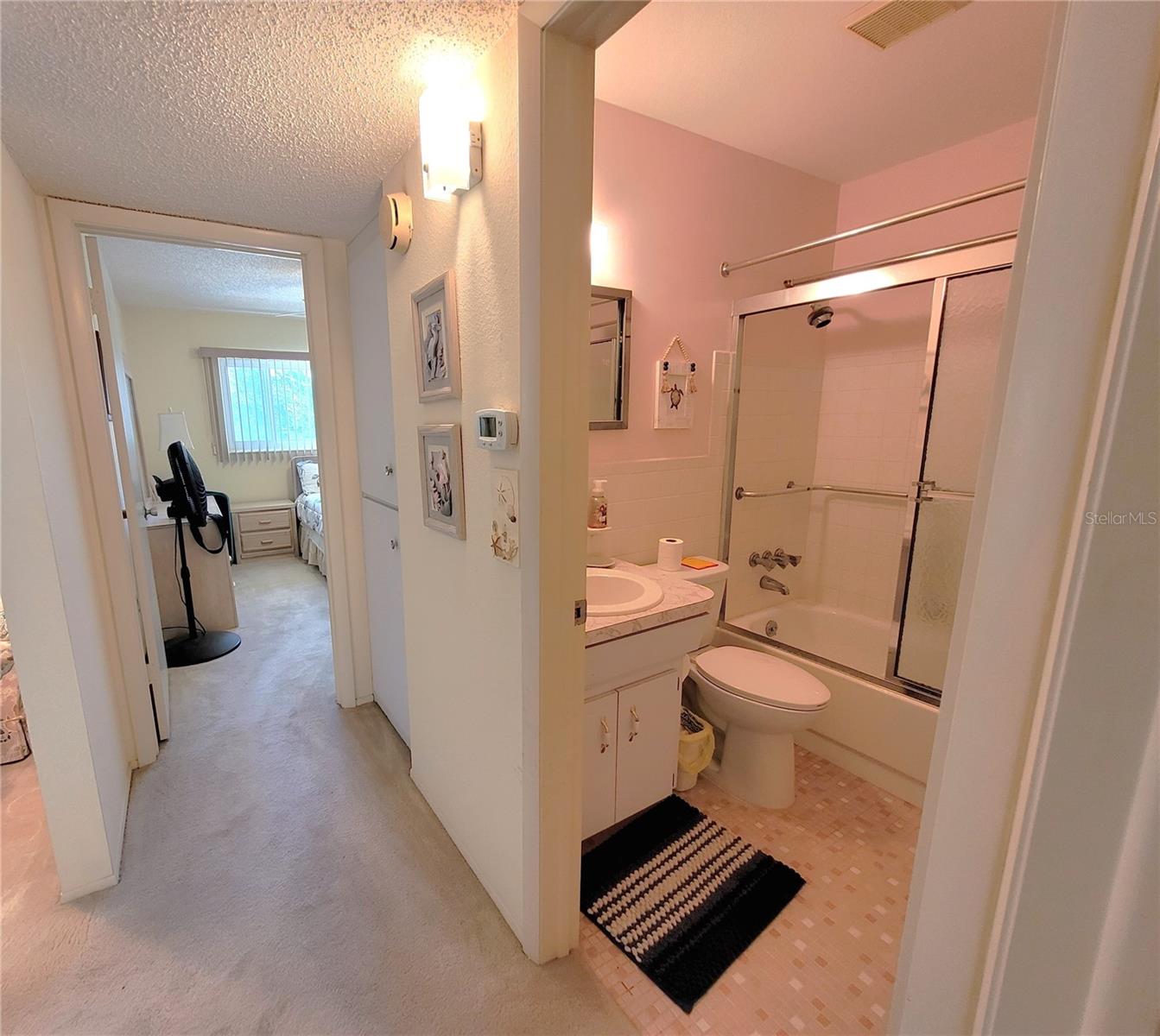 ON TOP OF THE WORLD - Residential