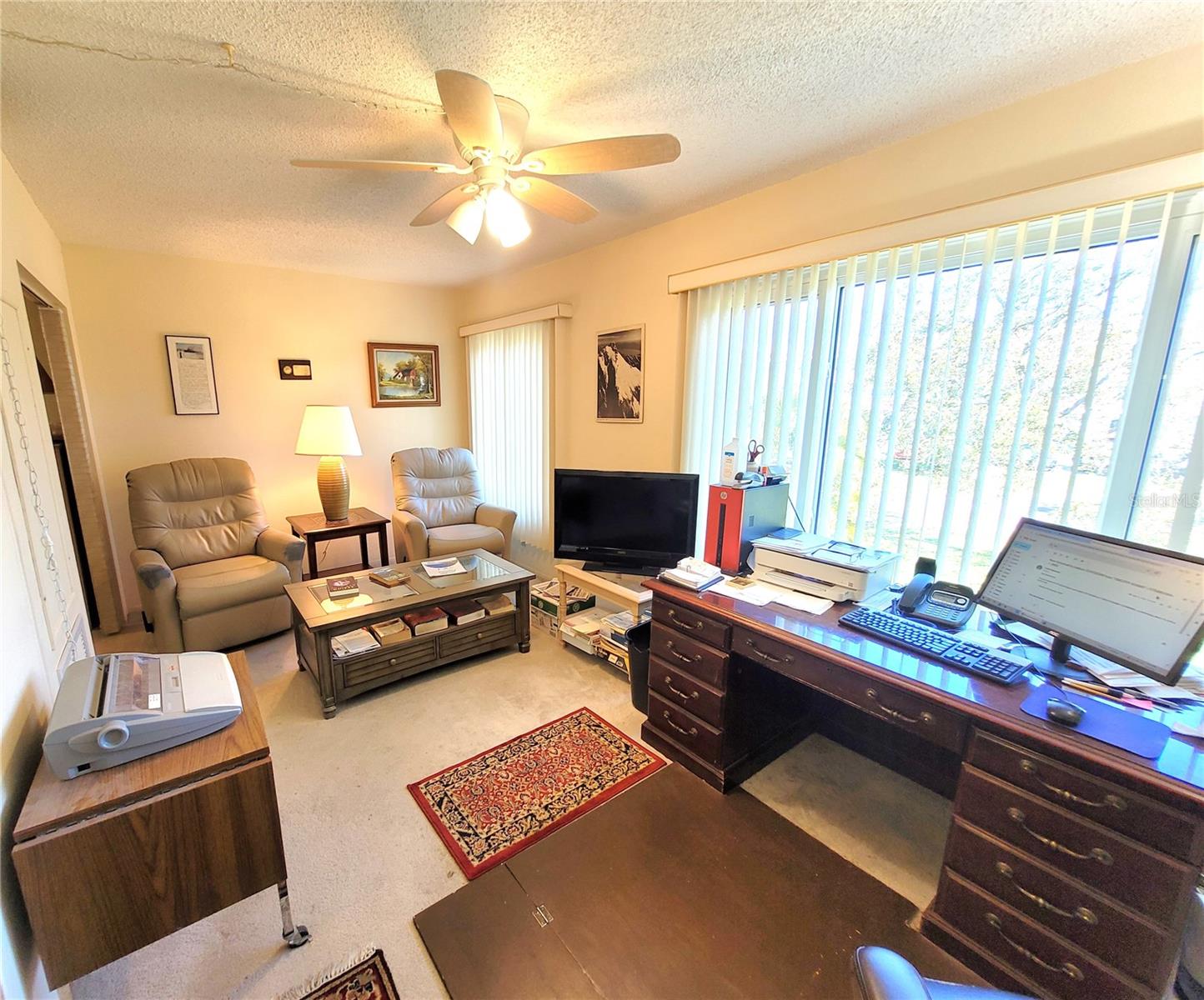 ON TOP OF THE WORLD - Residential