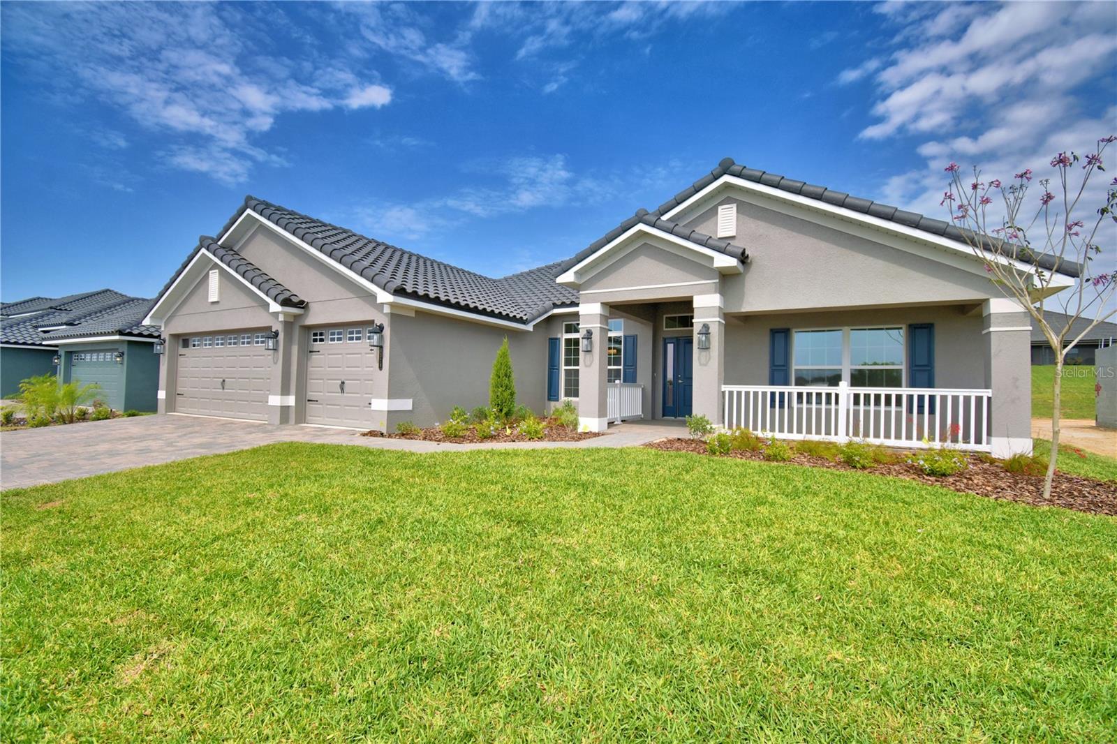 4300 JULIANA LAKE DRIVE