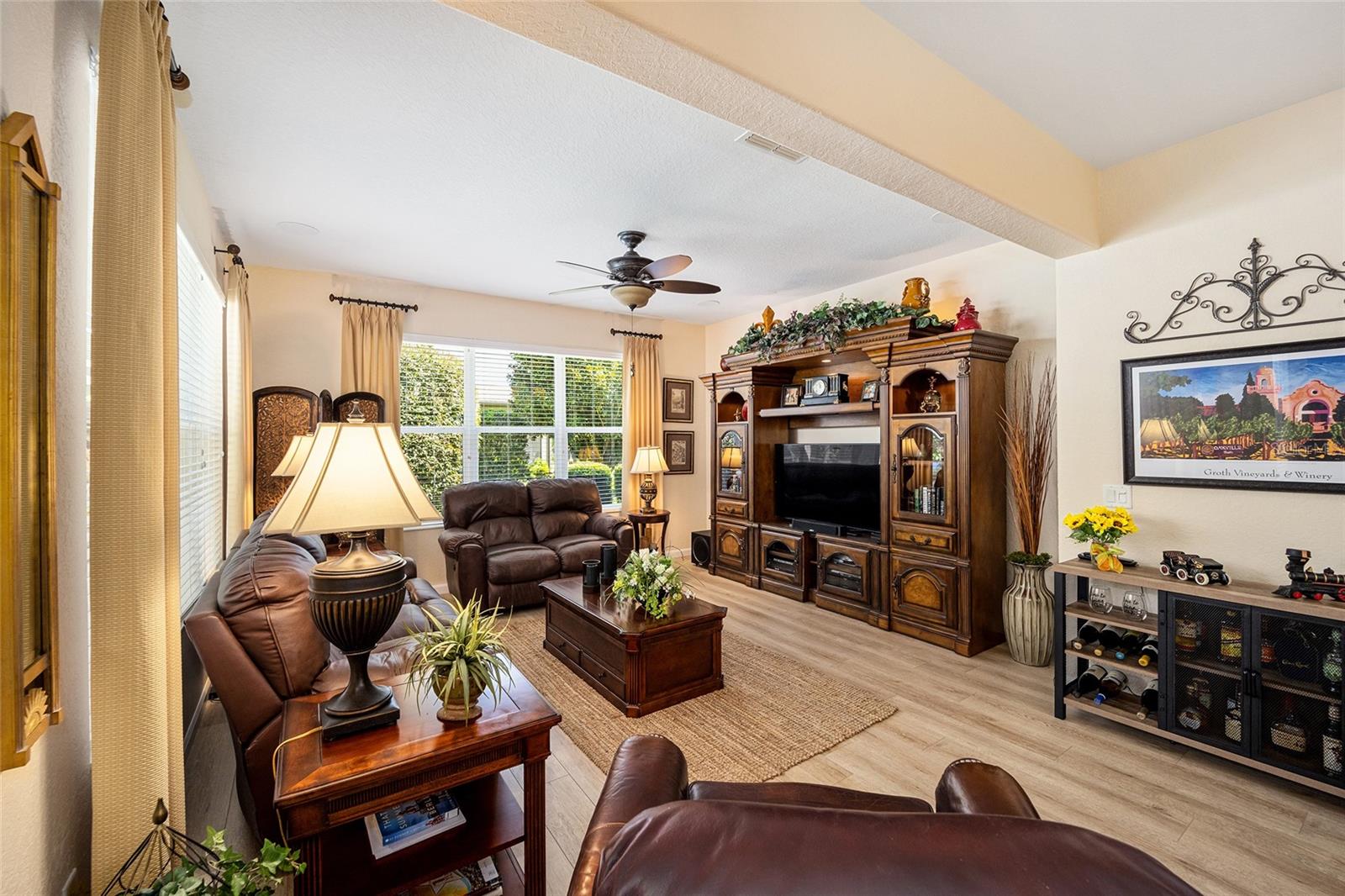 STONE CREEK - Residential