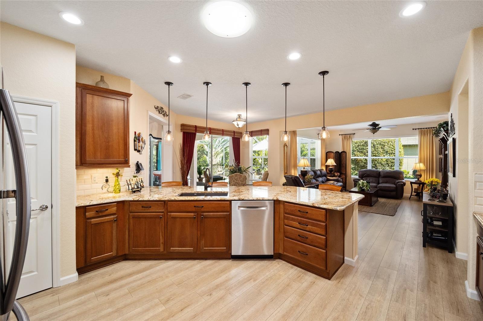 STONE CREEK - Residential