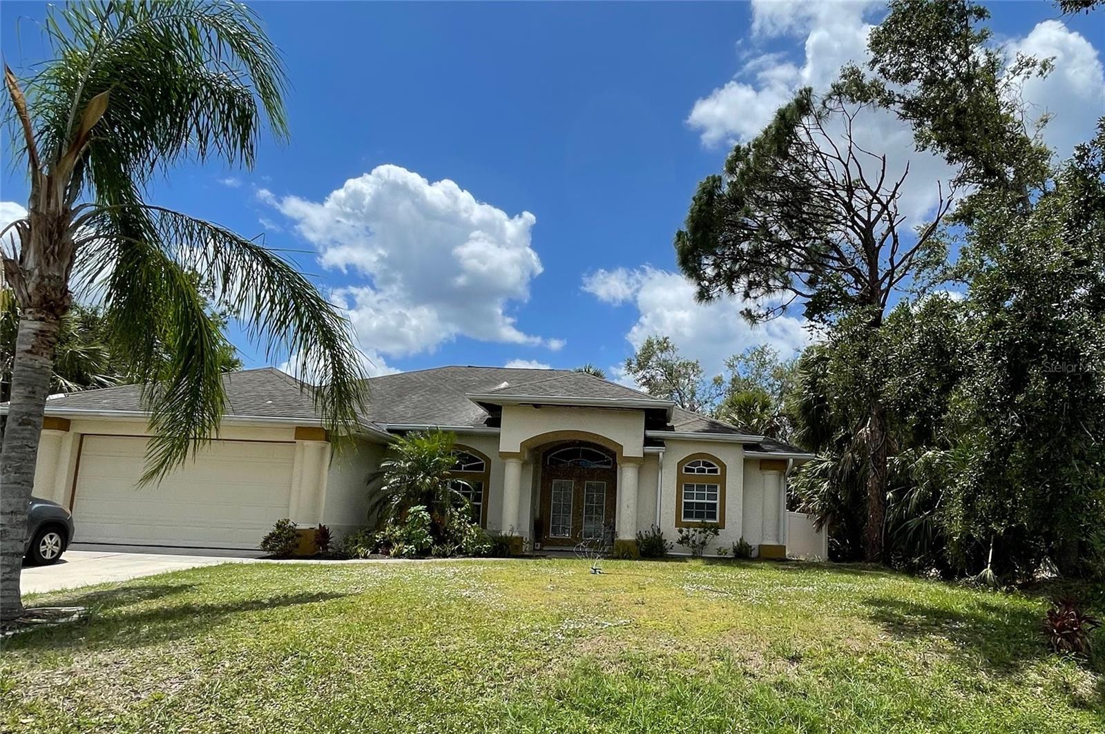 Beautiful House — Available for Rent
This bright and spacious home offers the perfect blend of comfort and Florida living. Situated on two adjacent lots (Lot 15 & Lot 16), the property features full fencing with a gate for added privacy. Nearly every room offers views of palm trees and blue skies, while hurricane-proof windows and a new roof (2024) ensure safety and peace of mind.
The open-concept living area is ideal for relaxing or entertaining, with vaulted ceilings, plenty of natural light, and a modern kitchen featuring granite countertops, stainless steel appliances, and a large breakfast bar. There is an additional space in the living room that can be used as an office. The split floor plan includes a primary suite with a king-size bed, tray ceiling, walk-in shower, and a large whirlpool bath.
Additional features include: interior laundry room, 2-car garage, parking for RVs, boats, and trucks, updated bathrooms, no carpet, and a fully fenced backyard.
Utilities: Only one bill — FPL.
Tenant screening: Owners accept a background report done independently by tenants ($35 on Zillow) or other screening services.
Conveniently located in Sarasota County near I-75, charming towns, shopping, dining, medical facilities, and world-famous beaches.