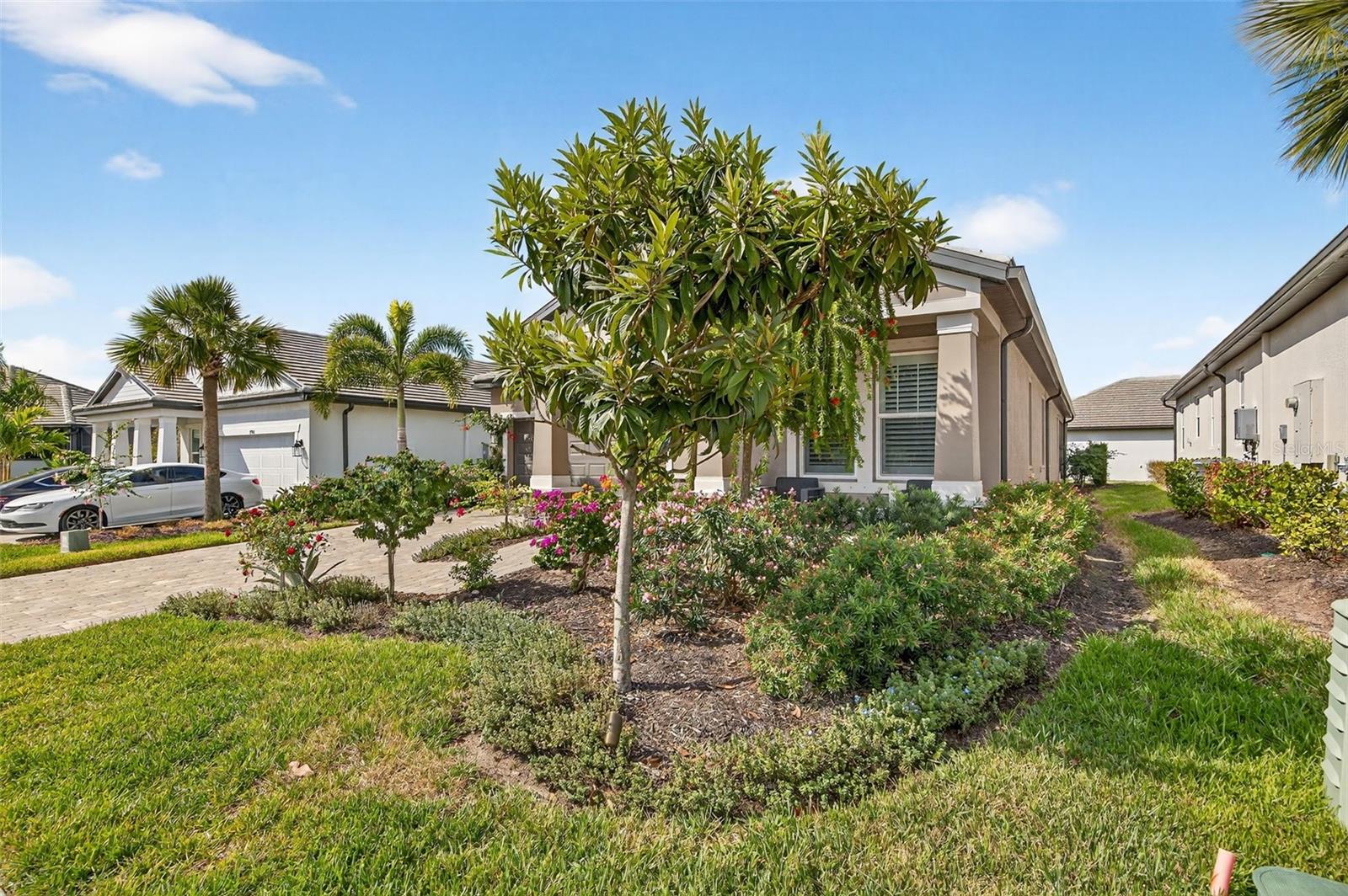 SWEETWATER AT LAKEWOOD RANCH PH I & II - Residential