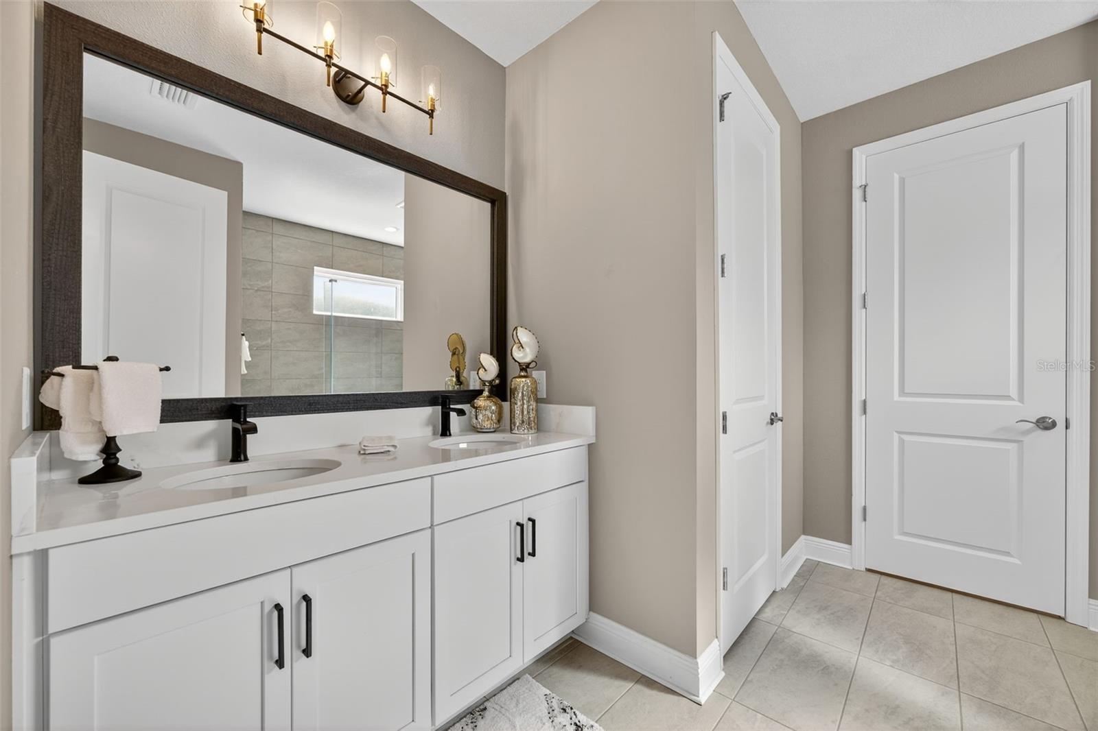 SWEETWATER AT LAKEWOOD RANCH PH I & II - Residential