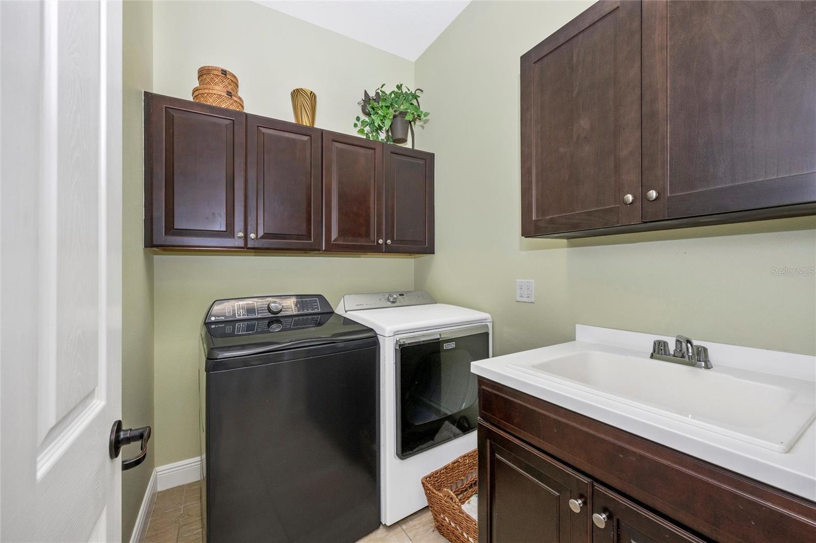 INDIGO PH IV & V - Residential