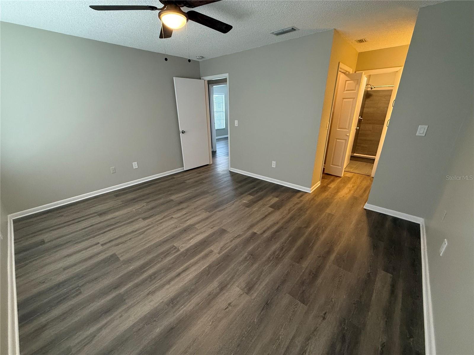 LAKE FOREST UNIT 5 A - Residential Lease