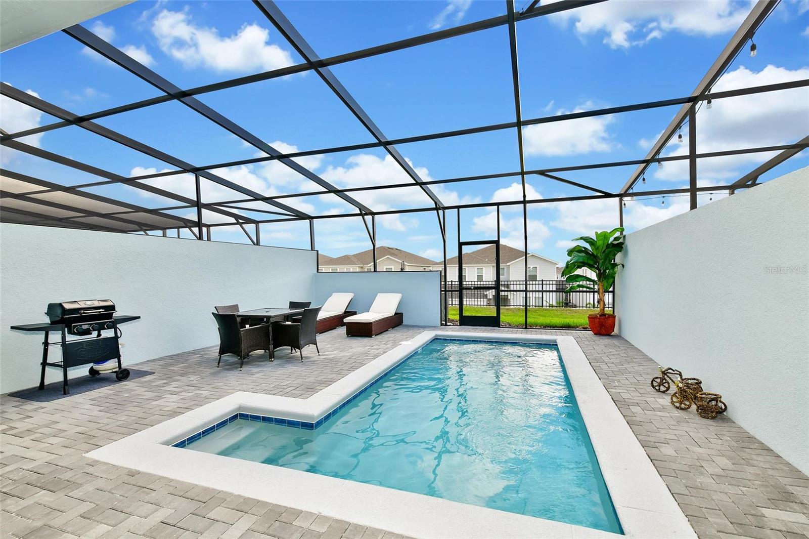 WINDSOR ISLAND RESORT PH 2A - Residential