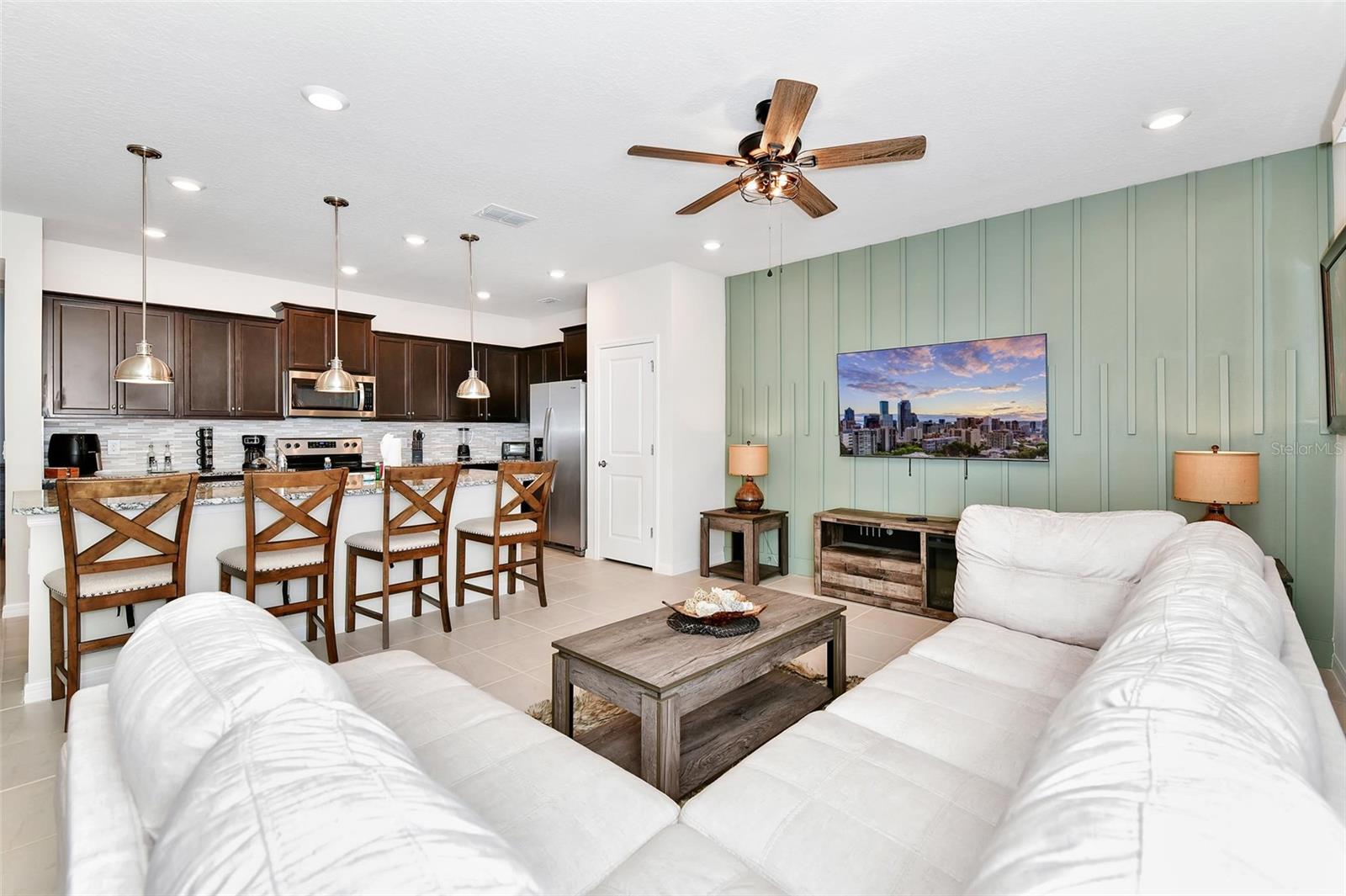 WINDSOR ISLAND RESORT PH 2A - Residential