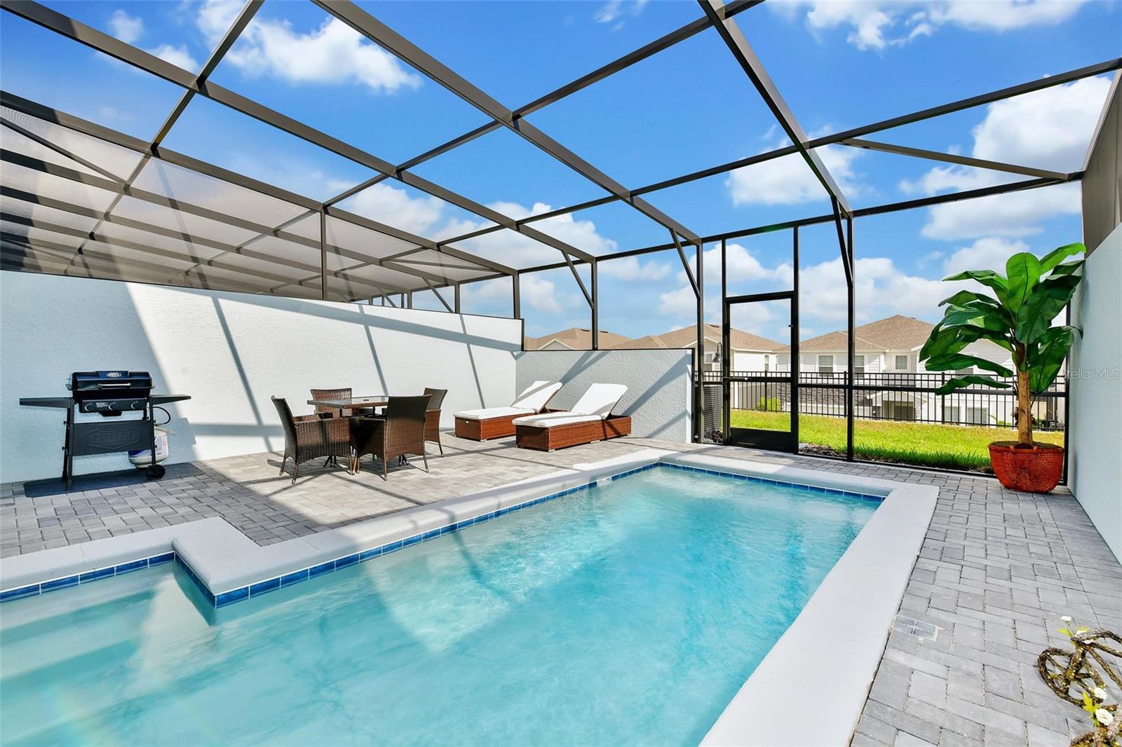 WINDSOR ISLAND RESORT PH 2A - Residential