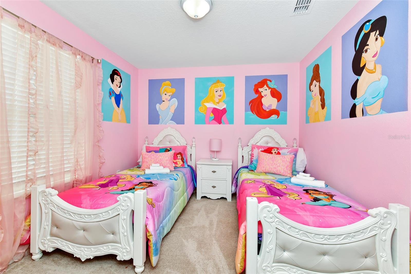 WINDSOR ISLAND RESORT PH 2A - Residential