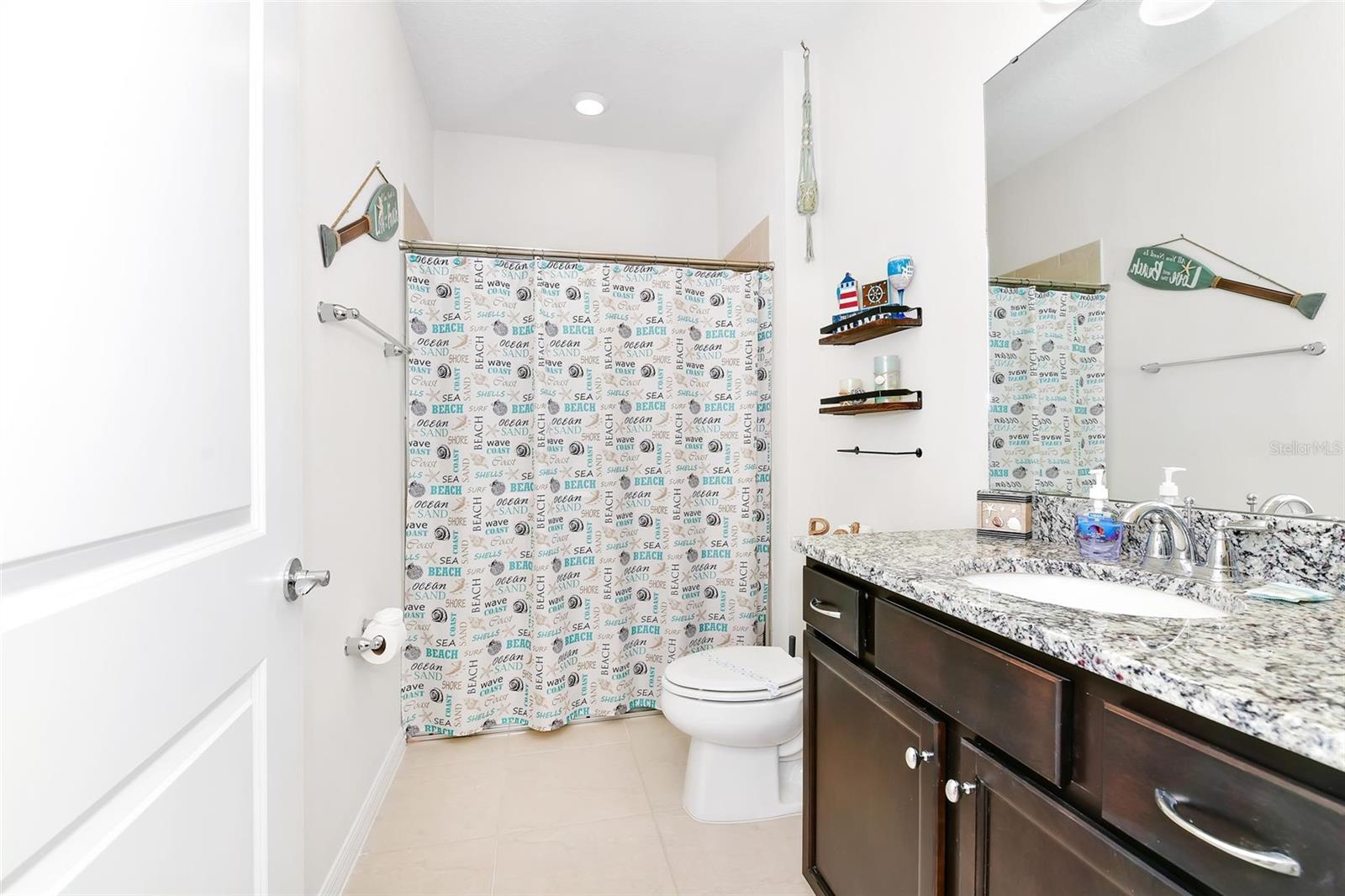 WINDSOR ISLAND RESORT PH 2A - Residential