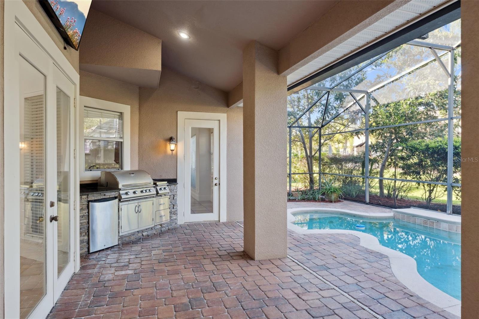 ESTATES AT PHILLIPS LANDING - Residential Lease