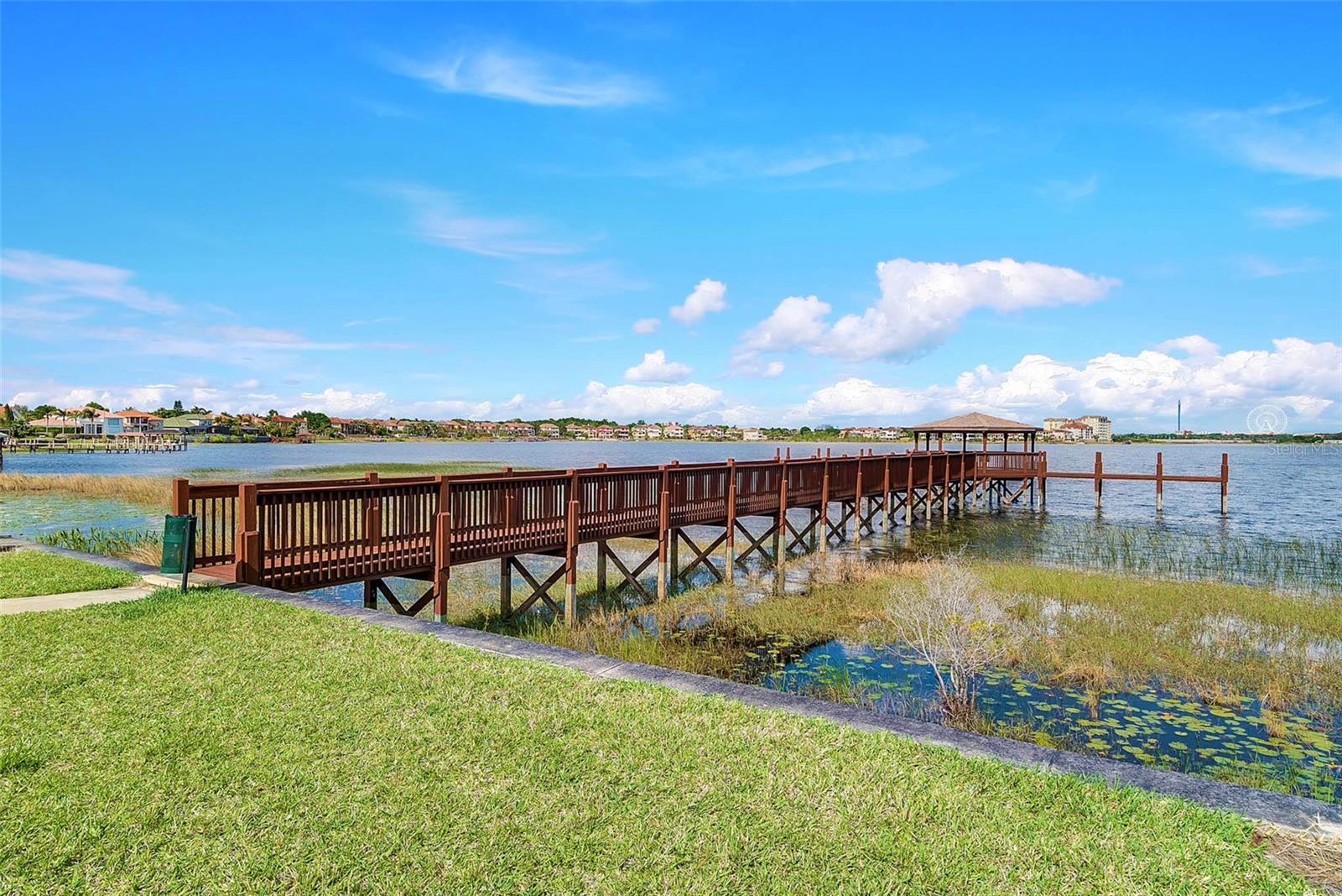 ESTATES AT PHILLIPS LANDING - Residential Lease