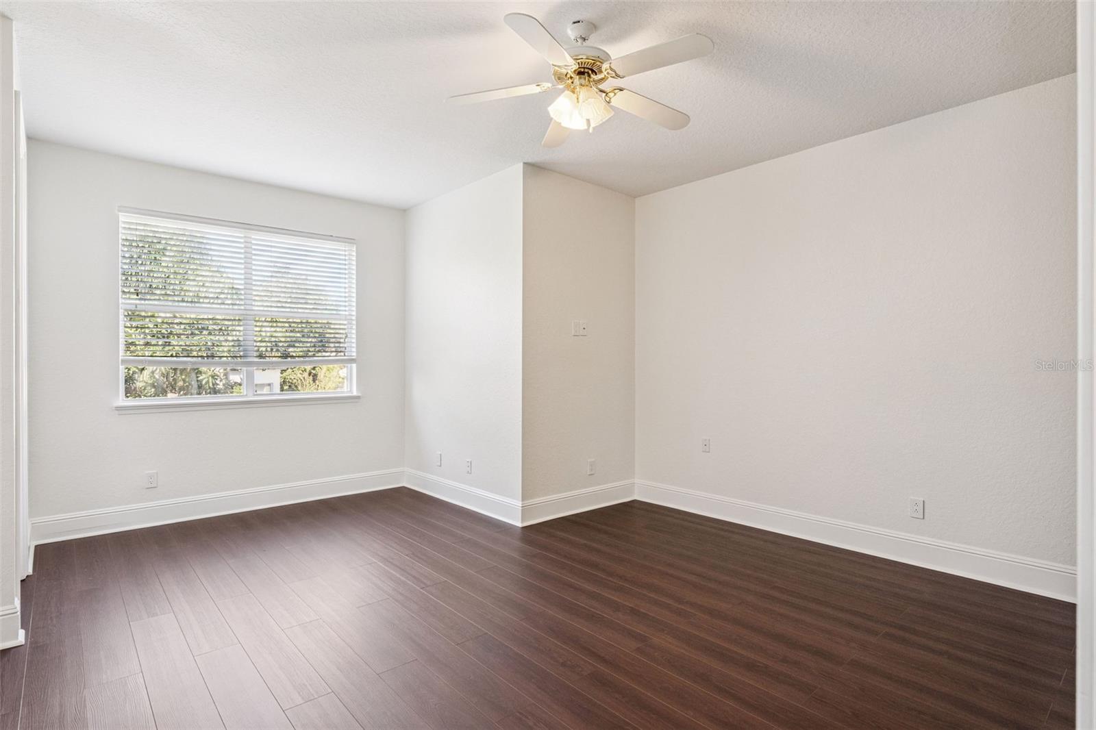 ESTATES AT PHILLIPS LANDING - Residential Lease